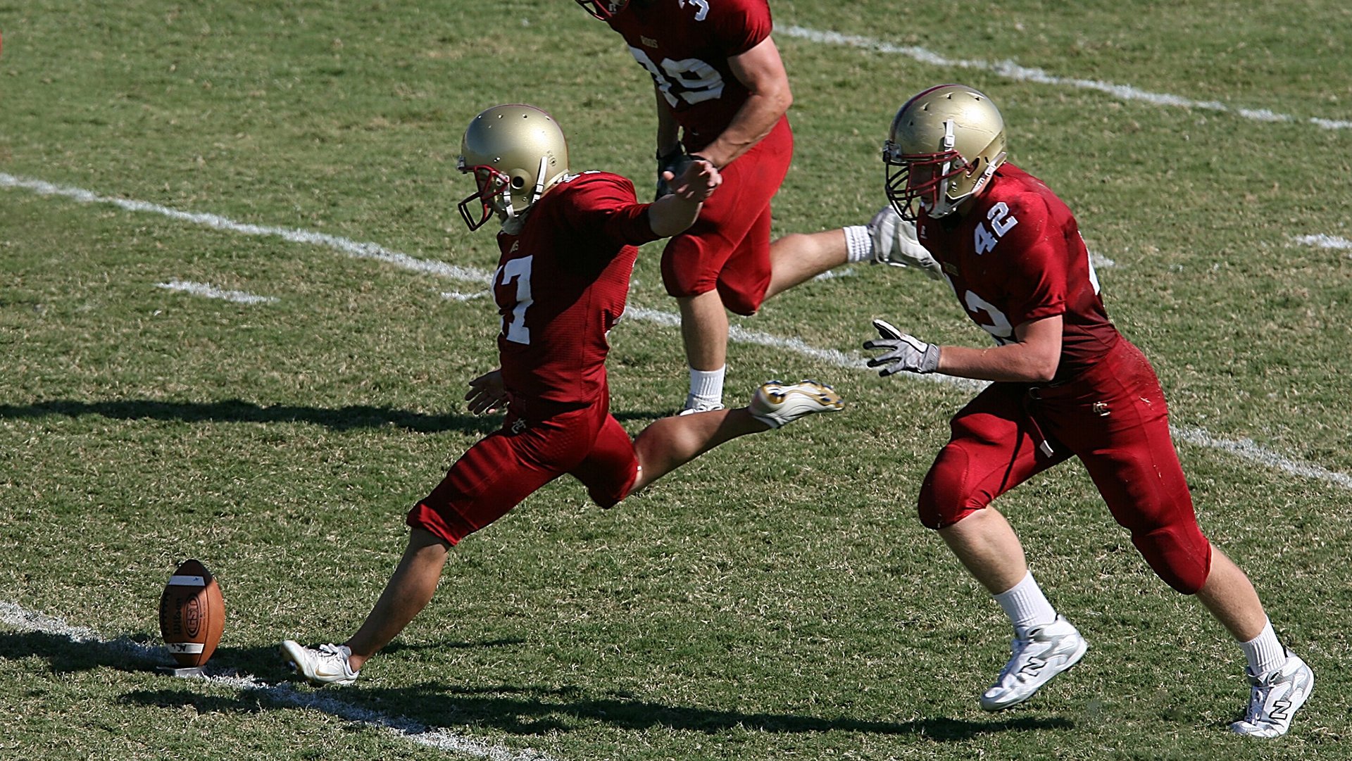 中国足球职业俱乐部国际市场拓展加快，我国职业足球俱乐部发展现状
