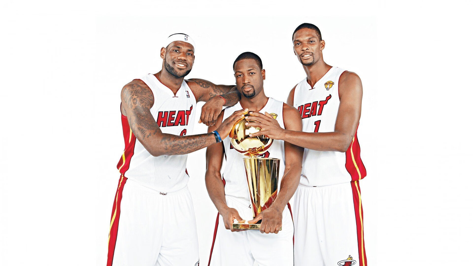 拳击锦标赛迎来压轴之战万众瞩目，拳击锦标赛叫什么